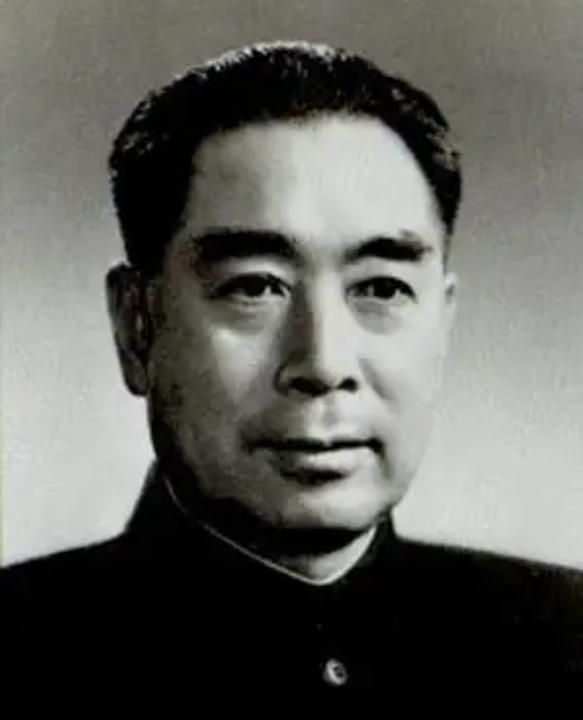 派生资本 胡志明去世，周恩来：不要马上吊唁，大使不解，后来才知高明之处